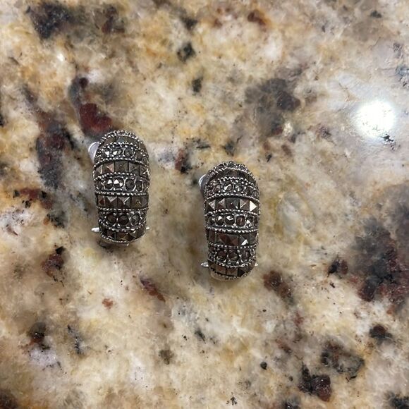 Vintage 925 rhinestone clip ons - Picture 1 of 9